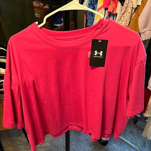 Under Armour Women's Bright Pink Crop Top - Picture 1 of 2
